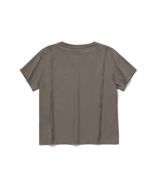EPISODE UNTITLED(エピソードアンタイトルド)の「CROP CUT-OFF LOGO RING POINT T-SHIRT_KHAKI(Tシャツ/カットソー・レディース・その他・1)」の2枚目の写真