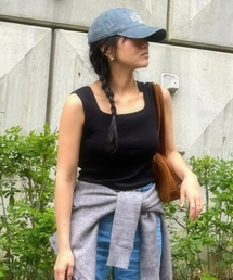 FIELDERS（フィールダーズ）の「SQUARE NECK SLEEVELESS BLACK（Tシャツ/カットソー）」