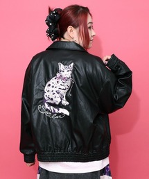 ScoLar(スカラー) ネコ刺繍フェイクレザー×裏地ブルゾン
