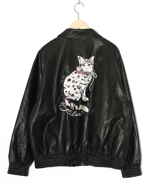 ScoLar（スカラー）の「ScoLar(スカラー) ネコ刺繍フェイクレザー×裏地ブルゾン（ブルゾン・レディース・ブラック・MEDIUM）」の8枚目の写真