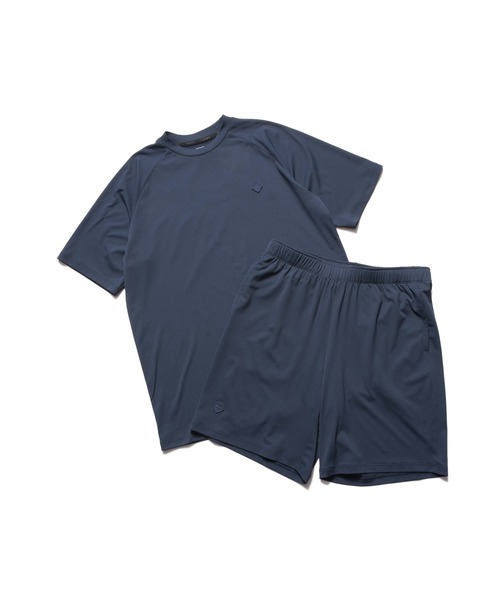 F.C.Real Bristol(エフシーレアルブリストル)の「TRAINING S/S TOP&SHORTS(Tシャツ/カットソー・メンズ・ブラック/ネイビー・XX-LARGE/X-LARGE/LARGE/MEDIUM/SMALL)」の2枚目の写真