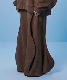 Seivson（セイヴソン）の「Seivson Cyber Morphing Structural Pants｜Laser Cut Edition（スウェットパンツ）」