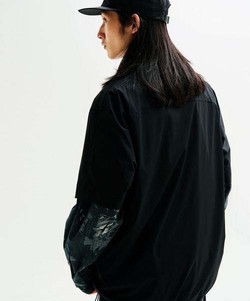 FIRST DOWN（ファーストダウン）の「リーフ柄 ロングスリーブ シャツ（シャツ/ブラウス・メンズ・ブラック系その他/グレー系その他・L/M/XL）」の4枚目の写真