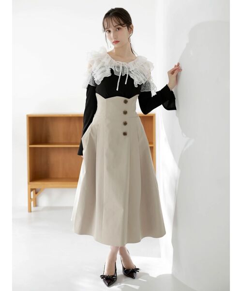 dazzlin（ダズリン）の「シアーラフルカットトップス（Tシャツ/カットソー・レディース・オフホワイト/ブルー/ブラック・FREE）」の5枚目の写真