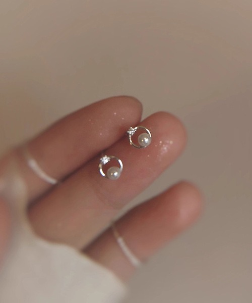 MASHIRO(マシロ)の「【MASHIRO】サークルドットアクリルパールペアピアス(MA/EK491)(ピアス(両耳用)・メンズ・シルバー/ゴールド・FREE)」の3枚目の写真