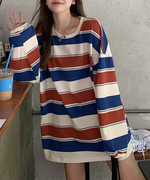 Flugge(フラッジー)の「オーバーサイズボーダートップス(その他トップス・レディース・グレー/レッド・LARGE/MEDIUM)」の7枚目の写真