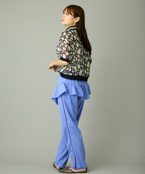 FLUMOR（フラマー）の「フリルリラックスパンツ（スラックス・レディース・ブラック/サックスブルー・38）」の20枚目の写真