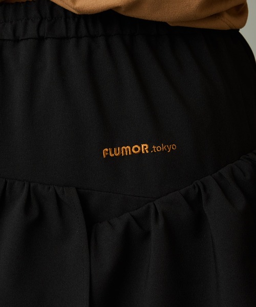FLUMOR（フラマー）の「フリルリラックスパンツ（スラックス・レディース・ブラック/サックスブルー・38）」の14枚目の写真