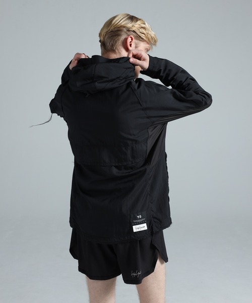 Y-3（ワイスリー）の「Y-3 RUNNING JACKET（ブルゾン・メンズ・ブラック・LARGE/MEDIUM/SMALL/X-SMALL）」の3枚目の写真