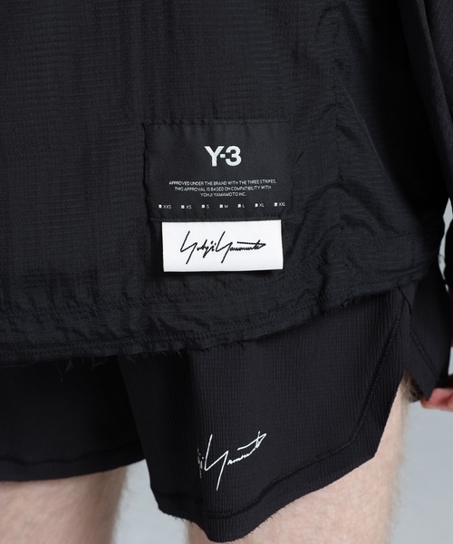 Y-3（ワイスリー）の「Y-3 RUNNING JACKET（ブルゾン・メンズ・ブラック・LARGE/MEDIUM/SMALL/X-SMALL）」の4枚目の写真