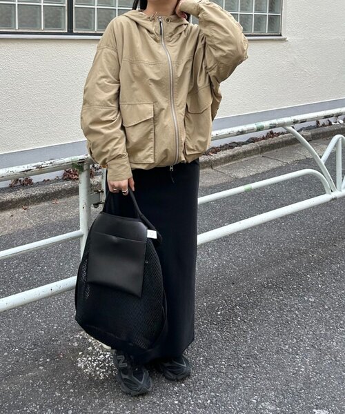 LIVETART(リヴェタート)の「《FRIPIER》ビッグマウンテンパーカー(ブルゾン・レディース・アンティークゴールド/ホワイト・FREE)」の3枚目の写真