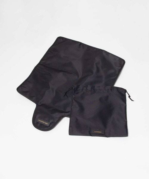 ANYA HINDMARCH（アニヤハインドマーチ）の「ANYA HINDMARCH Baby Bag in ECONYL regenerated Nylon with Calf アニヤハインドマーチ ショルダーバッグ（ショルダーバッグ・レディース・ブラック・FREE）」の2枚目の写真