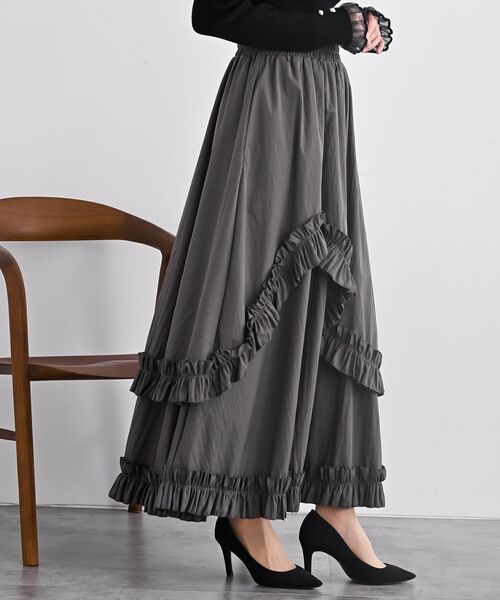 rps(アールピーエス)の「フリルアシメトリーレイヤースカート(スカート・レディース・ブラック/チャコールグレー・フリー)」の2枚目の写真