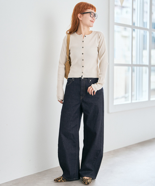 Spick & Span(スピックアンドスパン)の「《追加》SOMETHING / サムシング 別注 NEW HANA CURVE TAPERED*(デニムパンツ・レディース・ネイビー/サックスブルー・SMALL/X-SMALL/LARGE/MEDIUM)」の3枚目の写真