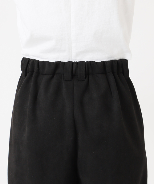 CITYSHOP（シティーショップ）の「FAUX SUEDE SHORTS：ハーフパンツ（その他パンツ・レディース・ブラック/グレー・38/36）」の15枚目の写真