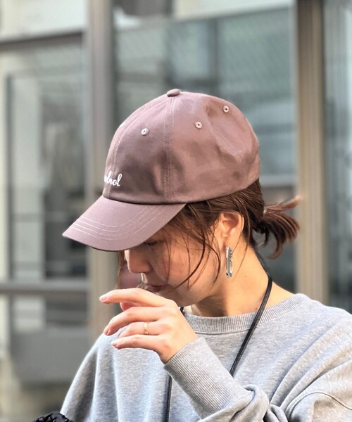 NOLLEY’S(ノーリーズ)の「【nolnol/ノルノル】ロゴ刺繍キャップ(キャップ・レディース・ブラウン/ブルー/アイボリー・FREE)」の2枚目の写真