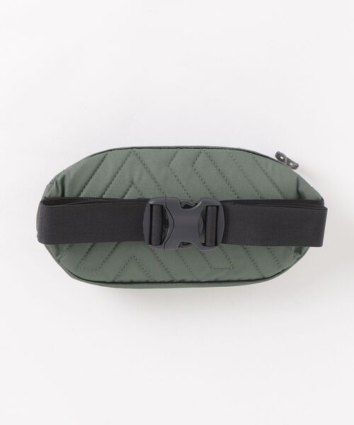 GREGORY(グレゴリー)の「ナノウエストパックミニ NANO WAISTPACK MINI テレイングリーン(ボディバッグ/ウエストポーチ・メンズ・グリーン系・ONE SIZE)」の2枚目の写真
