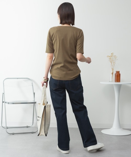 aity(アイティ)の「M-4L キーネック コットン5分袖Tシャツ 夏服(Tシャツ/カットソー・レディース・カーキ/オフホワイト/ブラック/グレイッシュベージュ/杢グレー・4L/3L/LL/L/M)」の22枚目の写真