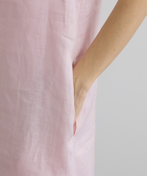 SALON adam et rope'（サロン アダム エ ロペ）の「リネンドロストノースリーブワンピース / GENTLE LINEN（ワンピース・レディース・ピンク/ブラック/グレー・FREE）」の7枚目の写真