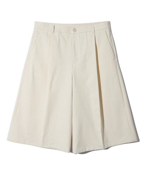 BASEMOMENT(ベースモーメント)の「ロングワイドチノバミューダパンツクリーム(その他パンツ・メンズ・その他・MEDIUM/LARGE/X-LARGE)」の1枚目の写真
