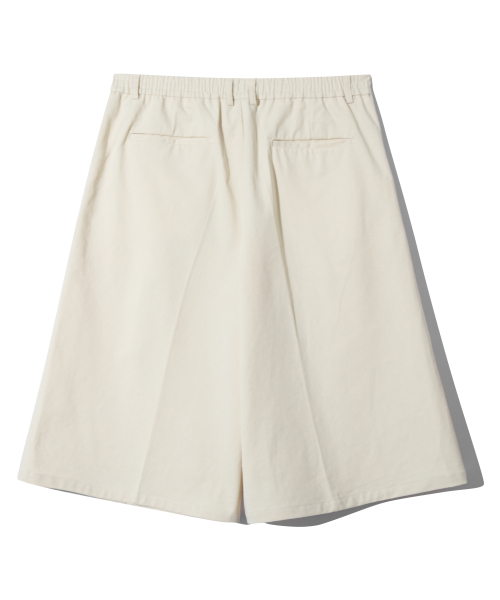 BASEMOMENT(ベースモーメント)の「ロングワイドチノバミューダパンツクリーム(その他パンツ・メンズ・その他・MEDIUM/LARGE/X-LARGE)」の17枚目の写真