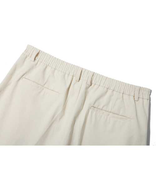 BASEMOMENT(ベースモーメント)の「ロングワイドチノバミューダパンツクリーム(その他パンツ・メンズ・その他・MEDIUM/LARGE/X-LARGE)」の14枚目の写真