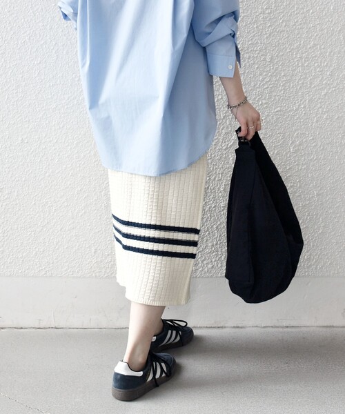 SHIPS any（シップス エニィ）の「SHIPS any:〈手洗い可能〉バスケット編み 配色 ライン タイト スカート（スカート・レディース・オフホワイト/ブラック・ONE SIZE）」の7枚目の写真