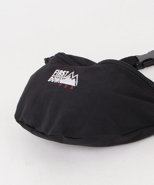 FIRST DOWN(ファーストダウン)の「【FIRST DOWN/ファーストダウン】LIGHT MINI BODYBAG/軽量ミニボディバッグ(ボディバッグ/ウエストポーチ・メンズ・ブラック・FREE)」の17枚目の写真
