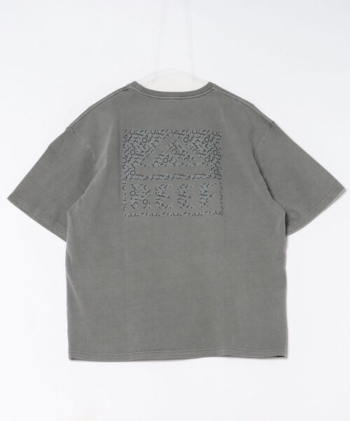 REEF（リーフ）の「REEF 80S BOX LOGO SS T Tシャツ 【2026年春夏モデル】（Tシャツ/カットソー・メンズ・ベージュ/ブルー/チャコールグレー・SMALL/X-LARGE/LARGE/MEDIUM）」の5枚目の写真