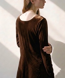 DFFUR.（ディフル）の「バックオープンベロアワンピース（ワンピース）」