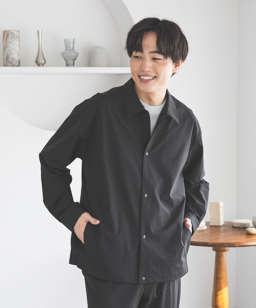 GLOBAL WORK（グローバルワーク）の「シーズンレステック/コーチシャツジャケット/643136（ブルゾン・メンズ・ブラック/ベージュ・SMALL/MEDIUM/LARGE/X-LARGE）」の22枚目の写真