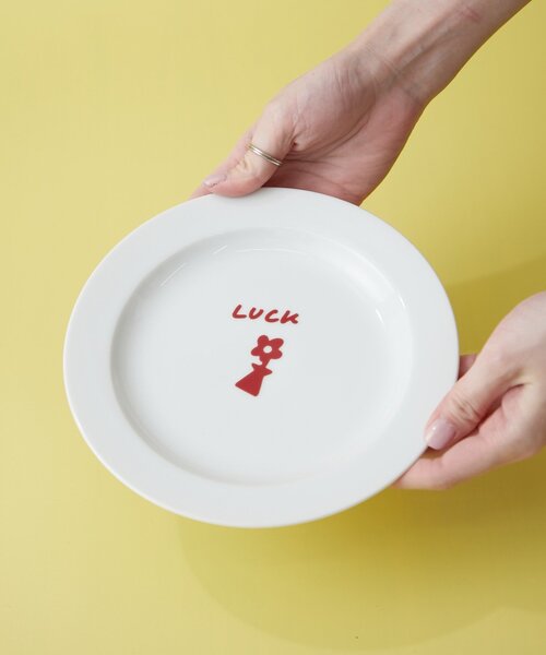 BIRTHDAY BAR（バースデイバー）の「【クリエイター「FLINT MASON」× BIRTHDAY BAR 初コラボ！】POTLUCK PASTA PARTY　リムプレートS（食器・レディース・レッド・0）」の7枚目の写真