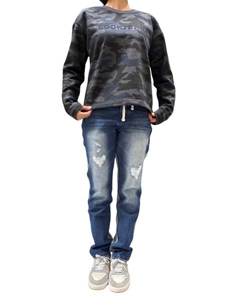 COOK JEANS(クックジーンズ)の「カットオフスウェットTシャツ(スウェット・レディース・ブラック/ウッドランド/ホワイト・FREE)」の8枚目の写真