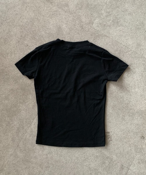 lilful(リルフル)の「【26年春夏新作】クロスレタリングプリント タイトフィットピチT(Tシャツ/カットソー・レディース・ブラック・M/S)」の21枚目の写真