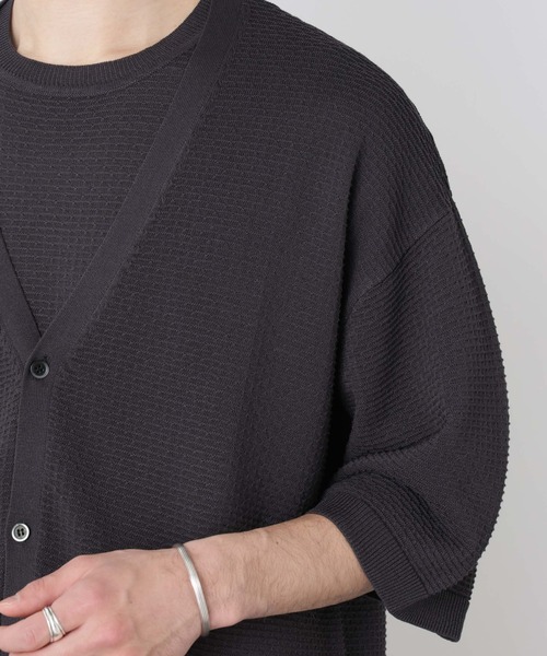 NANO universe（ナノユニバース）の「エアリードレープ ニットカーディガン 5分袖（カーディガン/ボレロ・メンズ・ネイビー/グリーン/チャコール/イエロー・L/M）」の7枚目の写真