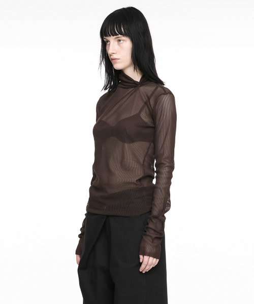 NACHE(ナチェ)の「PULLED NECK LONG SLEEVE BROWN(Tシャツ/カットソー・レディース・その他・0/1)」の1枚目の写真