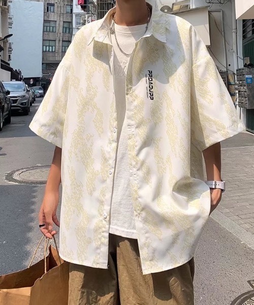 SHEPP(シープ)の「総柄 ニュアンスグラフィック ドロップショルダー 半袖シャツ(シャツ/ブラウス・メンズ・ホワイト/ブラック・L/M)」の22枚目の写真