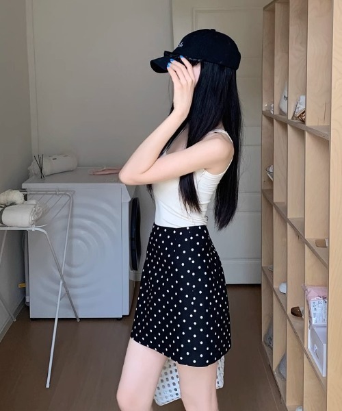 Teem Store(チームストア)の「【インパン付き】ドット柄Aラインミニスカート 台形 スカパン 韓国ガーリー(スカート・レディース・アイボリー/ブラック・M/S)」の4枚目の写真