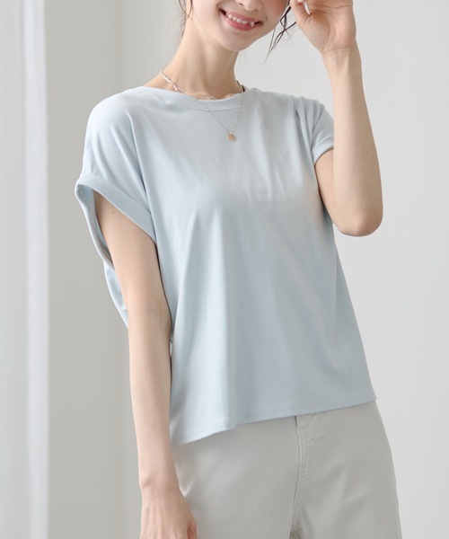 DAYRA（デイラ）の「ソリッドカラー ロール袖 ラウンドネック バックオープン プルオーバー（Tシャツ/カットソー・レディース・キャメル/ブルー/ブラック/グレー/ホワイト/アイボリー・FREE）」の9枚目の写真