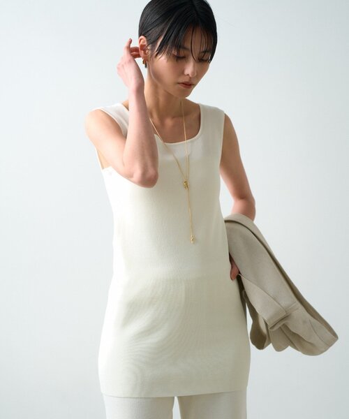 LOUNGEDRESS（ラウンジドレス）の「チュニックニットタンク（ニット/セーター・レディース・ブラック/ベージュ/オフホワイト・FREE）」の15枚目の写真