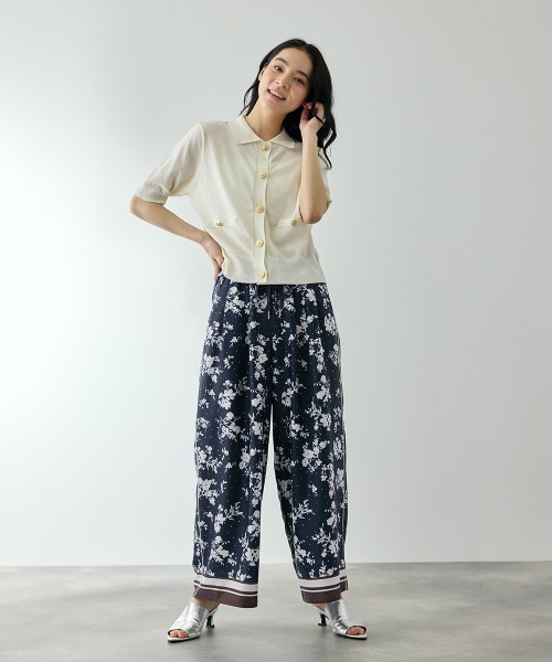QUEENS COURT（クイーンズコート）の「パウダーサテンパネルプリントワイドパンツ（その他パンツ・レディース・ダークネイビー/ブラック系その他・M）」の6枚目の写真