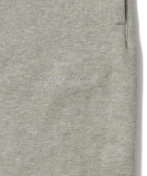 FOG ESSENTIALS(エフオージーエッセンシャルズ)の「ESSENTIALS SIGNATURE CLASSIC SHORT エッセンシャルズ シグネイチャークラシックショート(その他パンツ・メンズ・ヘザーグレー・LARGE/MEDIUM/SMALL/X-SMALL)」の4枚目の写真