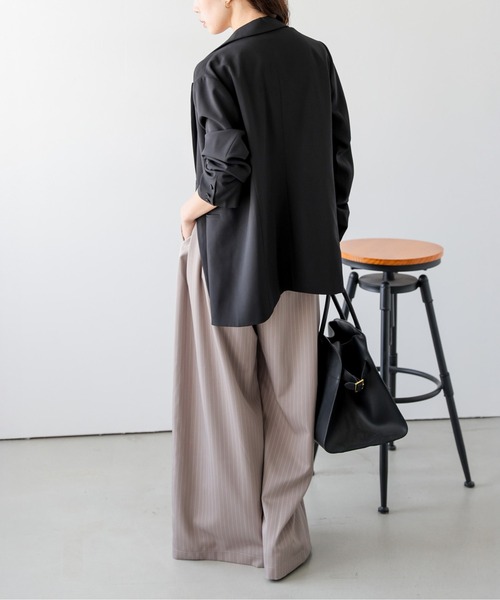 AMELY(エミリー)の「タックワイドイージーパンツ(その他パンツ・レディース・ネイビー/ベージュ/ブラック・M/L)」の10枚目の写真