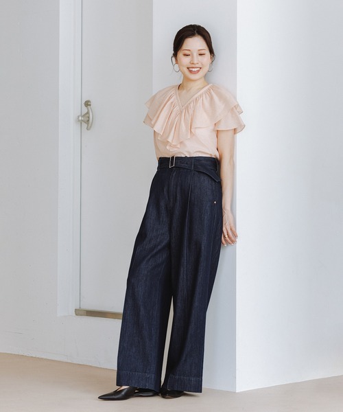 ROPE'(ロペ)の「【WEB限定カラー】Vネックフリル半袖ブラウス(無地・ピンストライプ)/イージーケア(シャツ/ブラウス・レディース・ピンク/ホワイト系その他/ブルー/ブラック・FREE)」の22枚目の写真