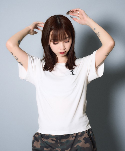 Subciety（サブサエティ）の「Baby tee（Tシャツ/カットソー・レディース・ブラック/ホワイト・MEDIUM/SMALL）」の5枚目の写真