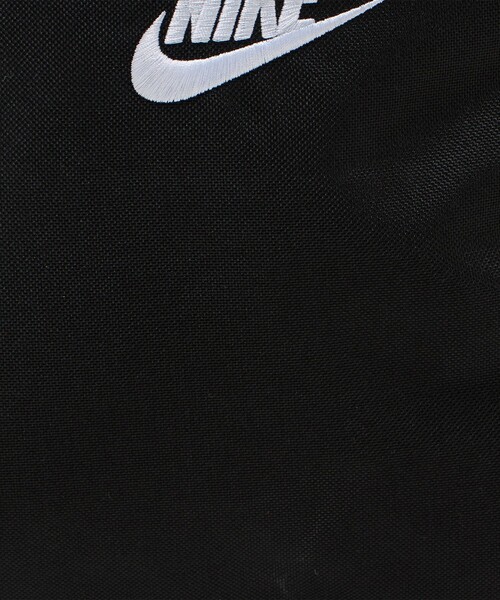 NIKE（ナイキ）の「＜NIKE＞ヘリテージ ドローコード バッグ/ナップサック（バックパック/リュック・レディース・ブラック・FREE）」の6枚目の写真