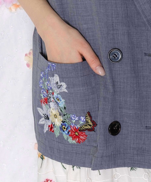 ScoLar（スカラー）の「162607：花ネコ刺繍入り半袖ジャケット（テーラードジャケット・レディース・グレー/アイボリー・M）」の8枚目の写真