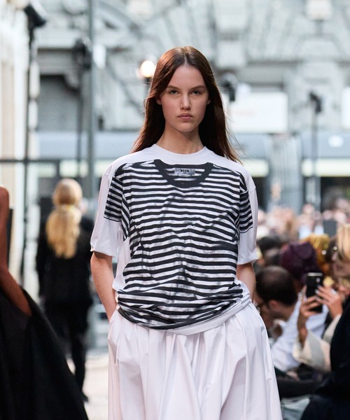MSGM(エムエスジーエム)の「ストライプトロンプルイユ Tシャツ(Tシャツ/カットソー・レディース・ホワイト・S)」の6枚目の写真