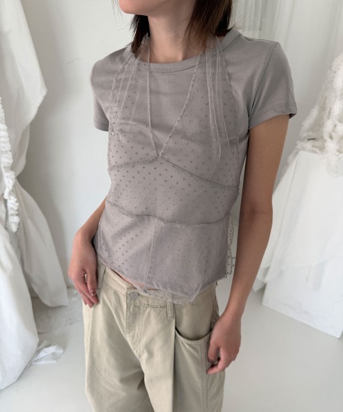 4INT.(フォイント)の「【重ね着風】ドット シースルー ホルターネック レイヤード 半袖 Tシャツ(Tシャツ/カットソー・レディース・ホワイト/グレー・FREE)」の2枚目の写真