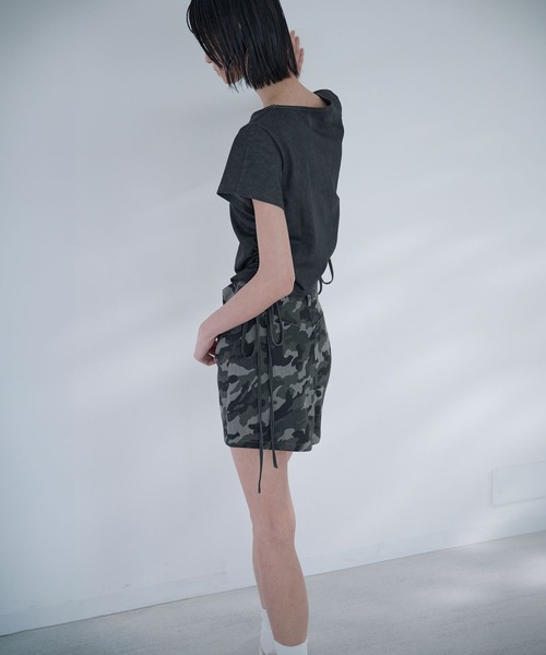 Nora Lily elle(ノラリリーエル)の「camouflage micro mini skirt(スカート・レディース・カーキ/グレー・FREE)」の22枚目の写真